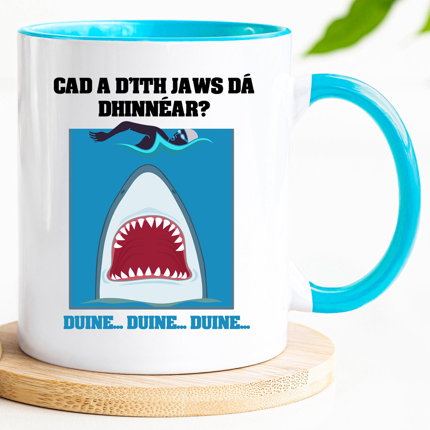 Jaws | As Gaeilge Mug